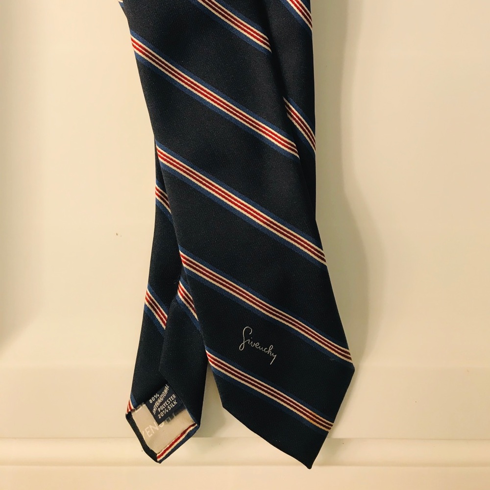 Vintage Givenchy Gentlemen Paris Tie.  NIC…
